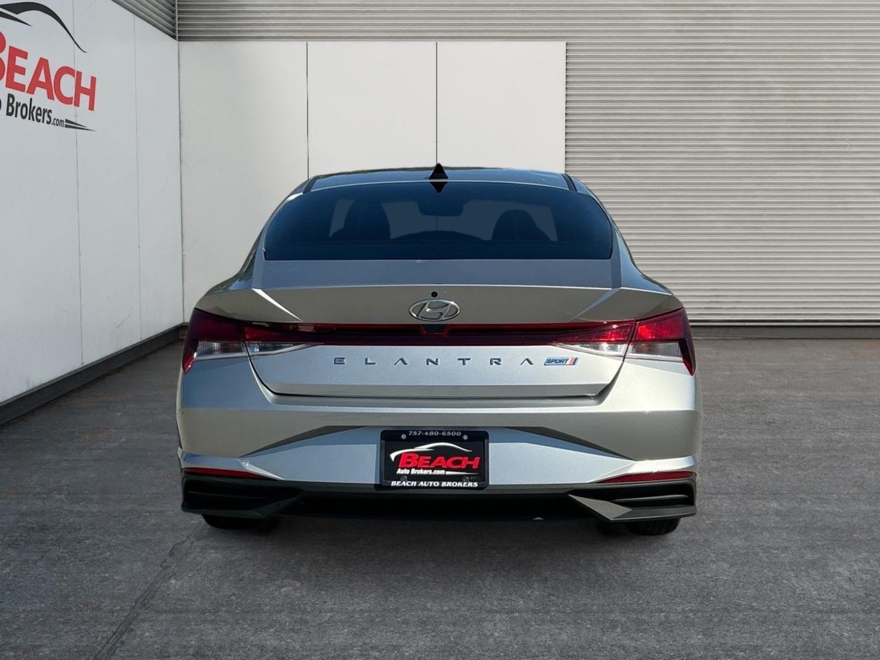 2022 Hyundai Elantra SE, APPLE CARPLAY/ANDROID AUTO, NAVIGATION, BACKUP CAMERA, POWER MIRRORS, REMOTE KEYLESS ENTRY, BLUETOOTH, GREAT GAS MILEAGE, THIS IS AN AFFORDABLE AND RELIABLE INVESTMENT! Norfolk VA 2022 Hyundai Elantra SE, APPLE CARPLAY/ANDROID AUTO, NAVIGATION, BACKUP CAMERA, POWER MIRRORS, REMOTE KEYLESS ENTRY, BLUETOOTH, GREAT GAS MILEAGE, THIS IS AN AFFORDABLE AND RELIABLE INVESTMENT! Norfolk VA