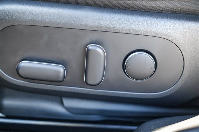 2022 Hyundai IONIQ 5 SE Huntington Beach CA 2022 Hyundai IONIQ 5 SE Huntington Beach CA