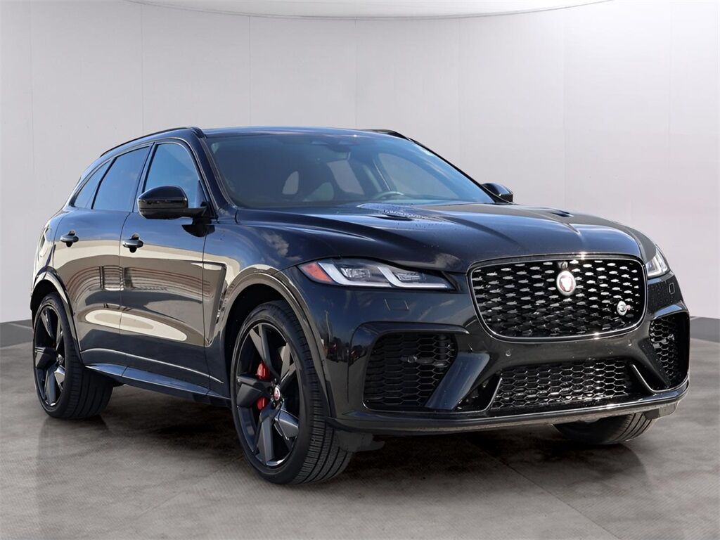 2022 Jaguar F-PACE SVR