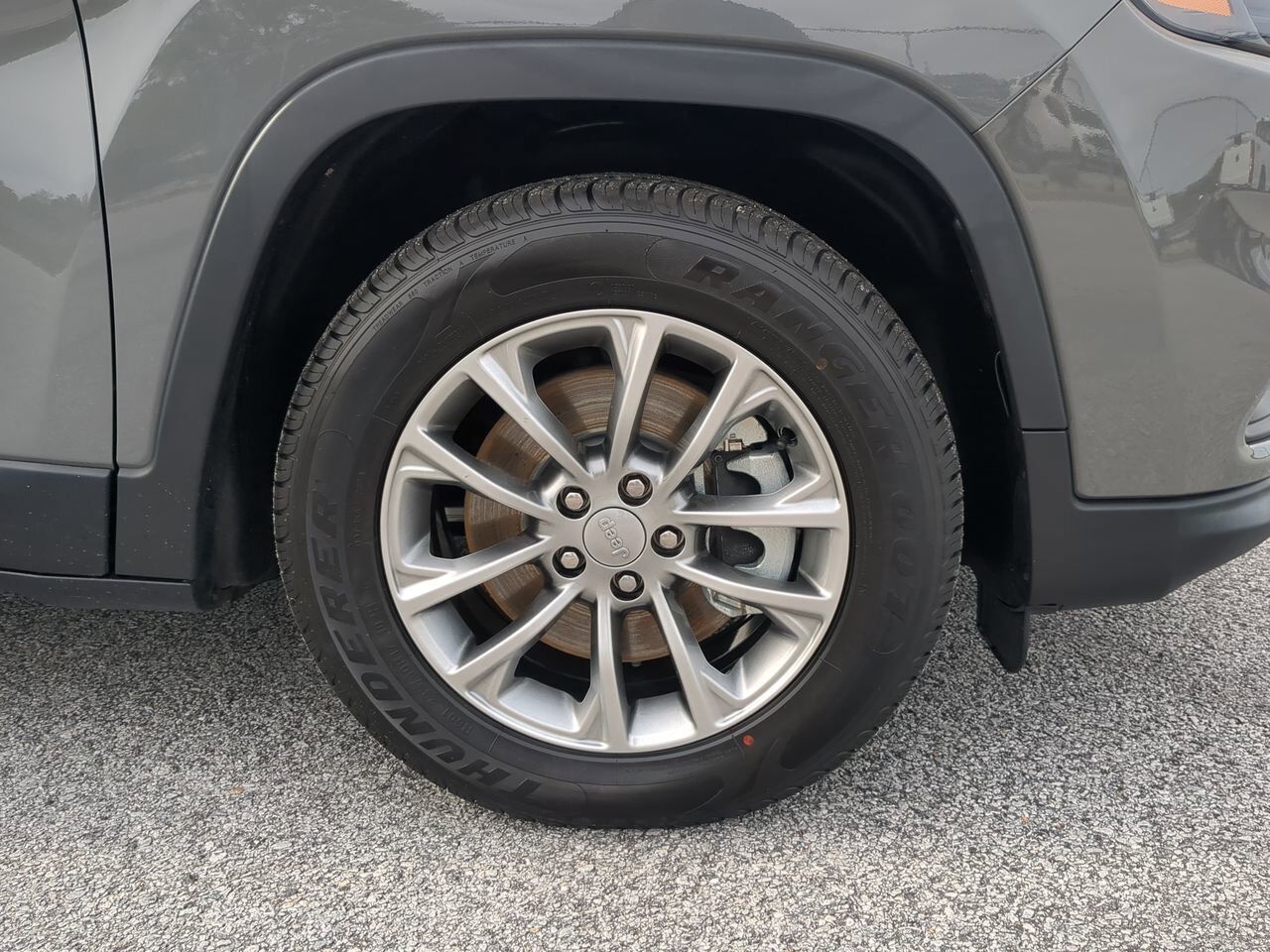 2022 Jeep Cherokee Latitude Lux Appleton WI