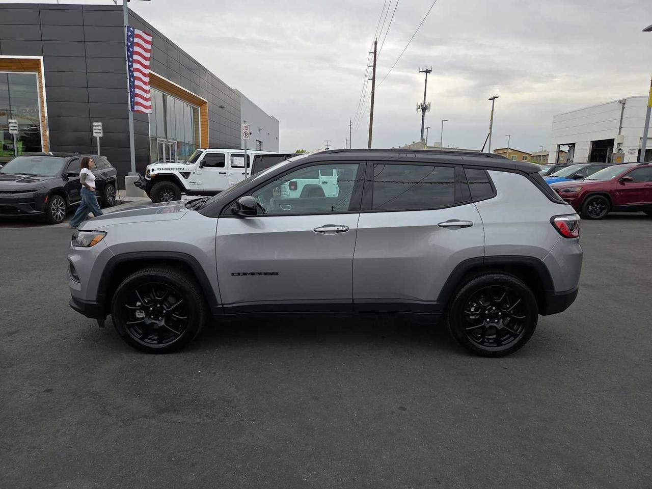 2022 Jeep Compass Altitude Irving TX
