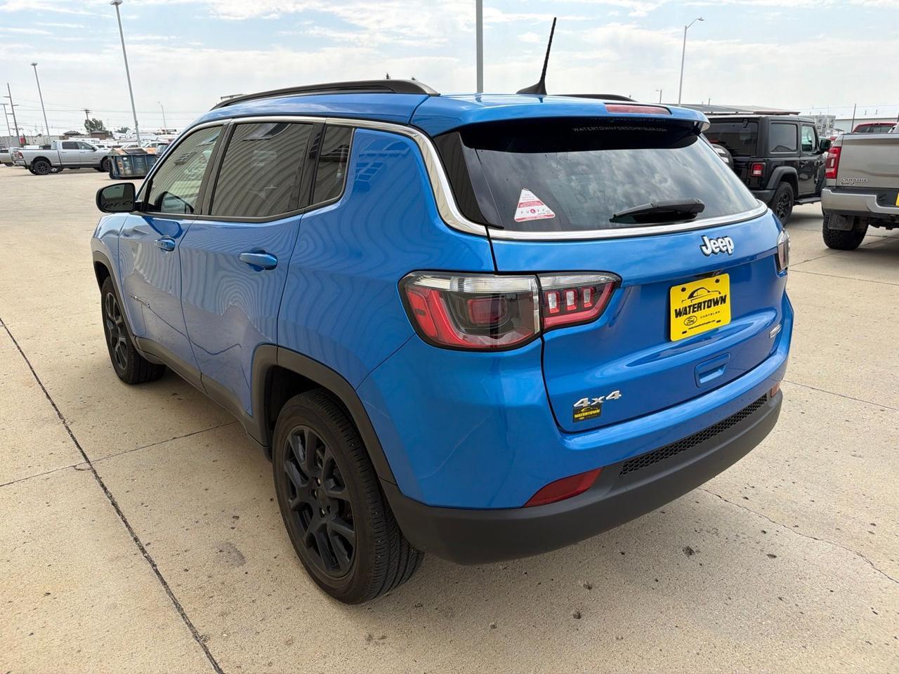 2022 Jeep Compass Latitude Lux Watertown SD 2022 Jeep Compass Latitude Lux Watertown SD