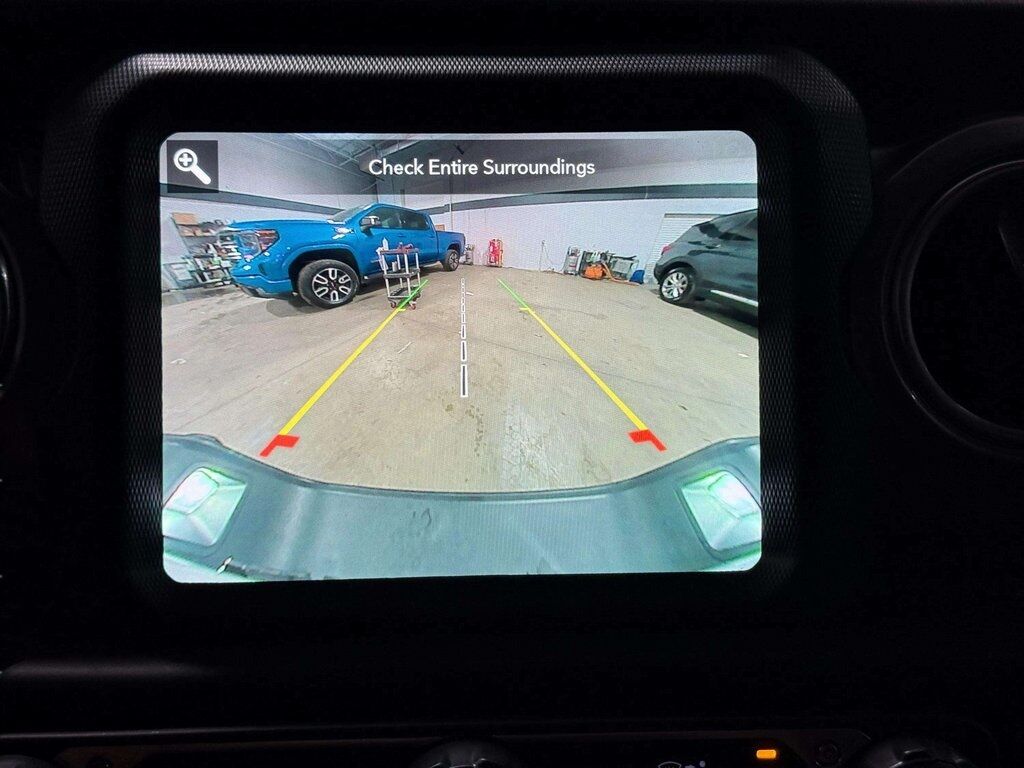 2022 Jeep Gladiator Overland w/Cold Weather & Tow Pkg San Clemente CA 2022 Jeep Gladiator Overland w/Cold Weather & Tow Pkg San Clemente CA