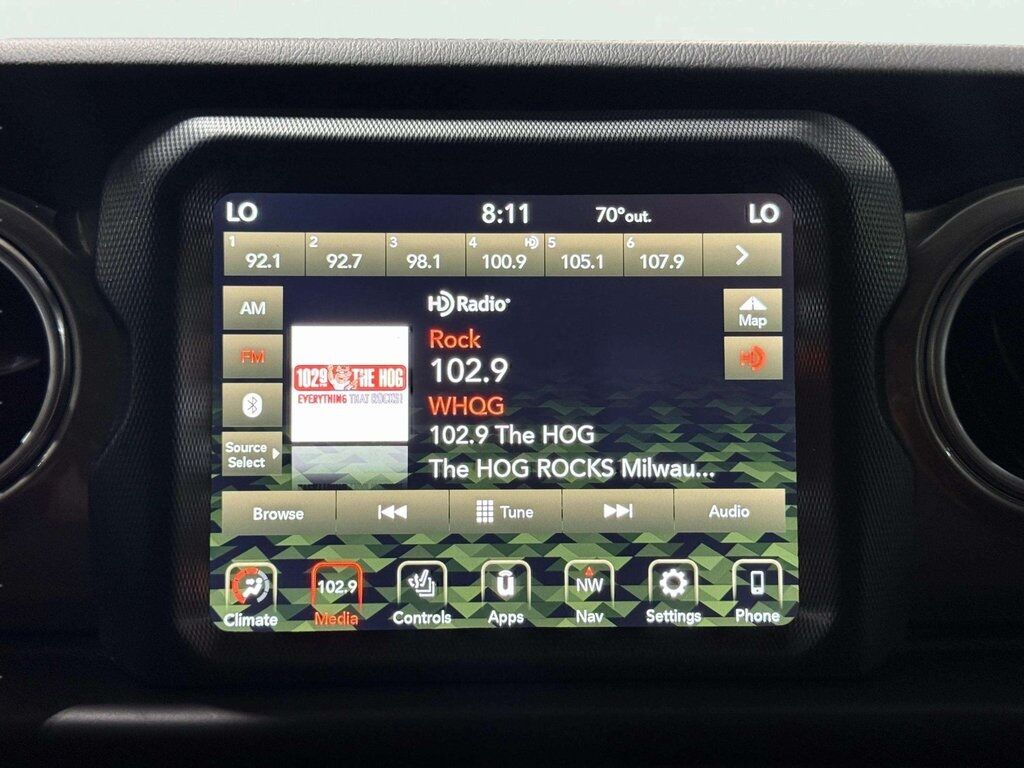 2022 Jeep Gladiator Overland w/Cold Weather & Tow Pkg San Clemente CA 2022 Jeep Gladiator Overland w/Cold Weather & Tow Pkg San Clemente CA