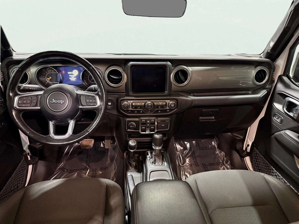 2022 Jeep Gladiator Overland w/Cold Weather & Tow Pkg San Clemente CA 2022 Jeep Gladiator Overland w/Cold Weather & Tow Pkg San Clemente CA