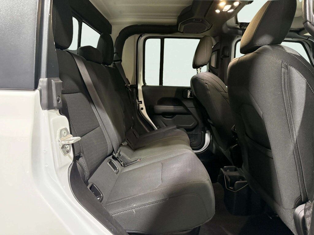 2022 Jeep Gladiator Overland w/Cold Weather &amp; Tow Pkg San Clemente CA