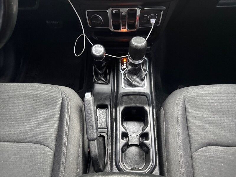 2022 Jeep Gladiator Sport S Crew Cab 4WD w/ Customer Preferred Package 24S Arlington VA