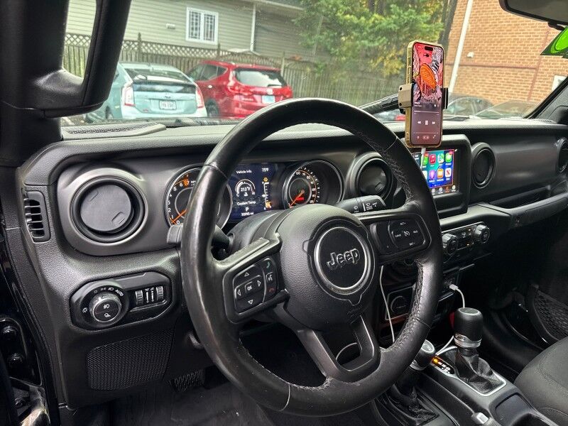 2022 Jeep Gladiator Sport S Crew Cab 4WD w/ Customer Preferred Package 24S Arlington VA