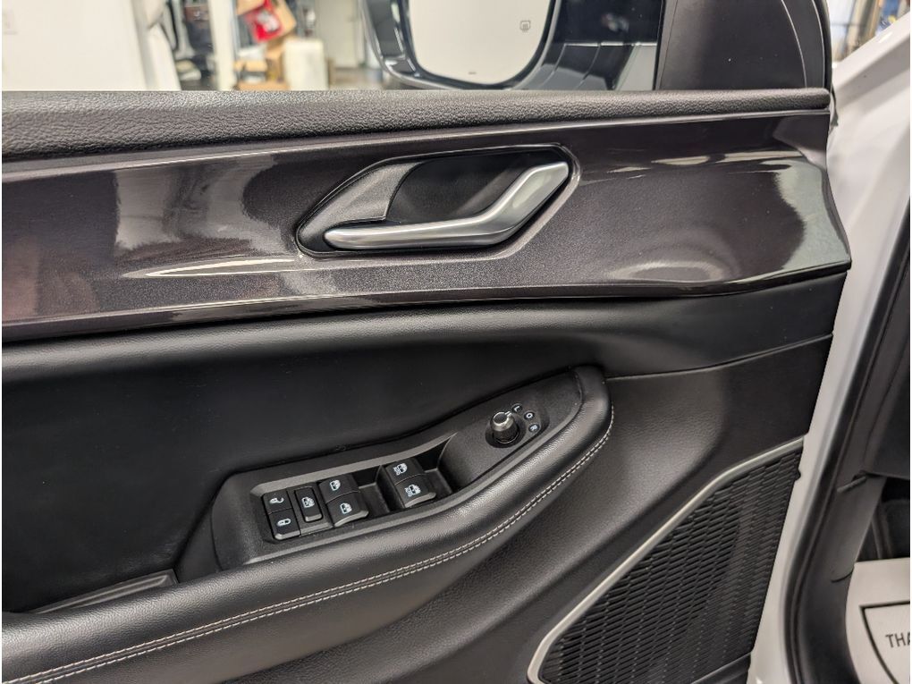 2022 Jeep Grand Cherokee Altitude Bozeman MT