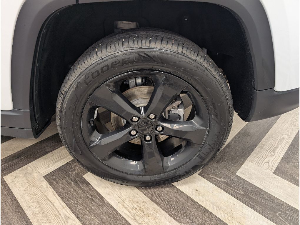 2022 Jeep Grand Cherokee Altitude Bozeman MT
