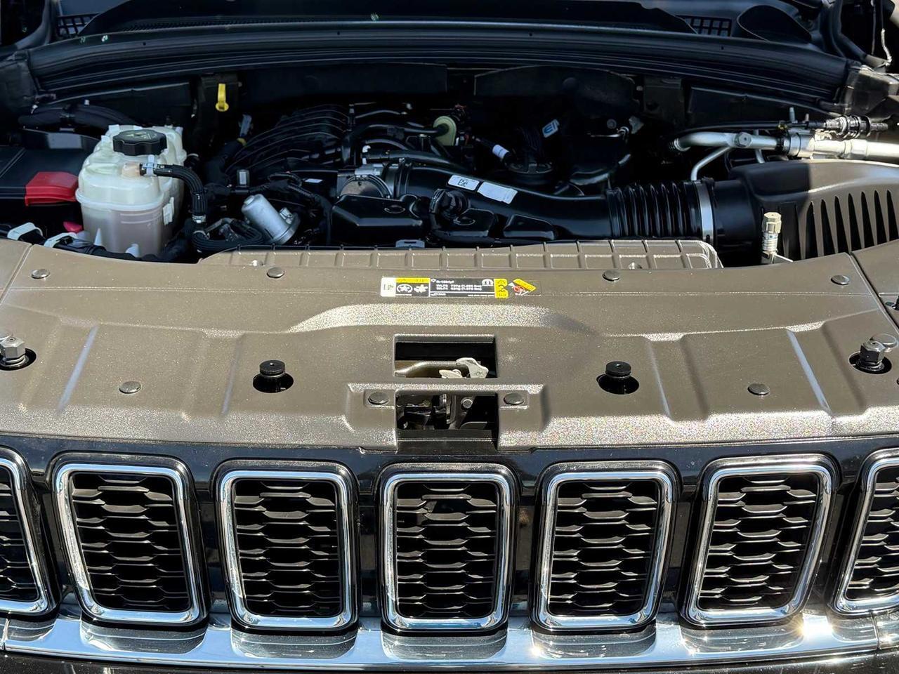 2022 Jeep Grand Cherokee Limited Irving TX 2022 Jeep Grand Cherokee Limited Irving TX