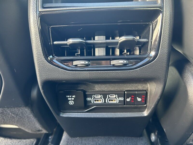 2022 Jeep Grand Cherokee Limited Webster MA 2022 Jeep Grand Cherokee Limited Webster MA