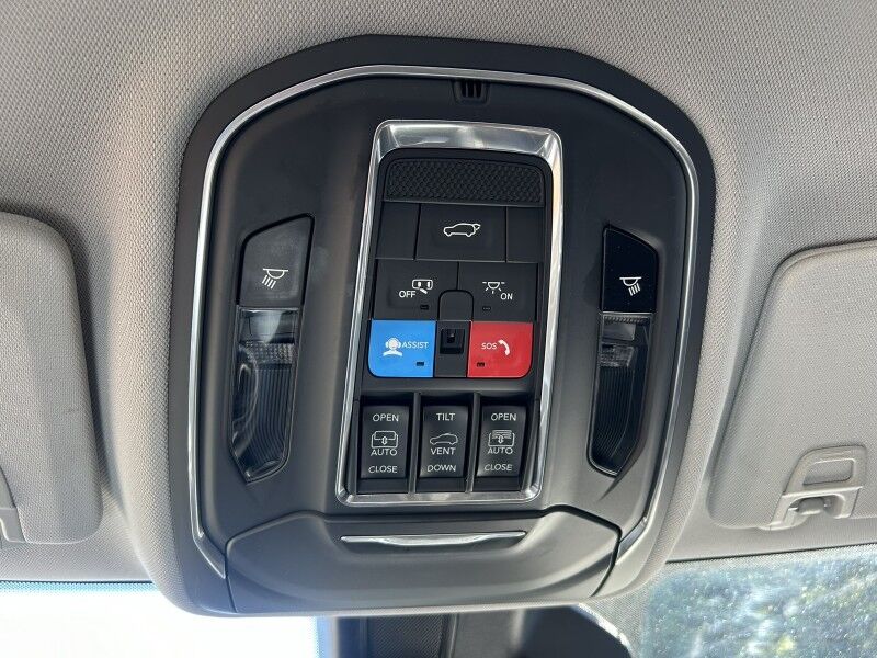 2022 Jeep Grand Cherokee Limited Webster MA 2022 Jeep Grand Cherokee Limited Webster MA