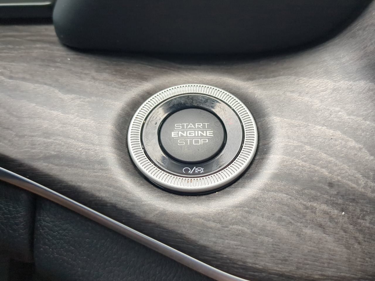 2022 Jeep Grand Cherokee Overland Appleton WI