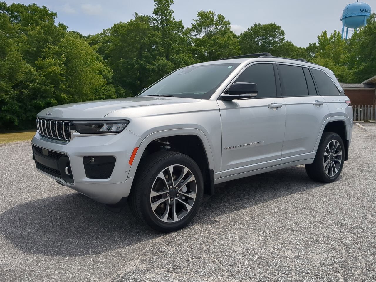 2022 Jeep Grand Cherokee Overland Appleton WI