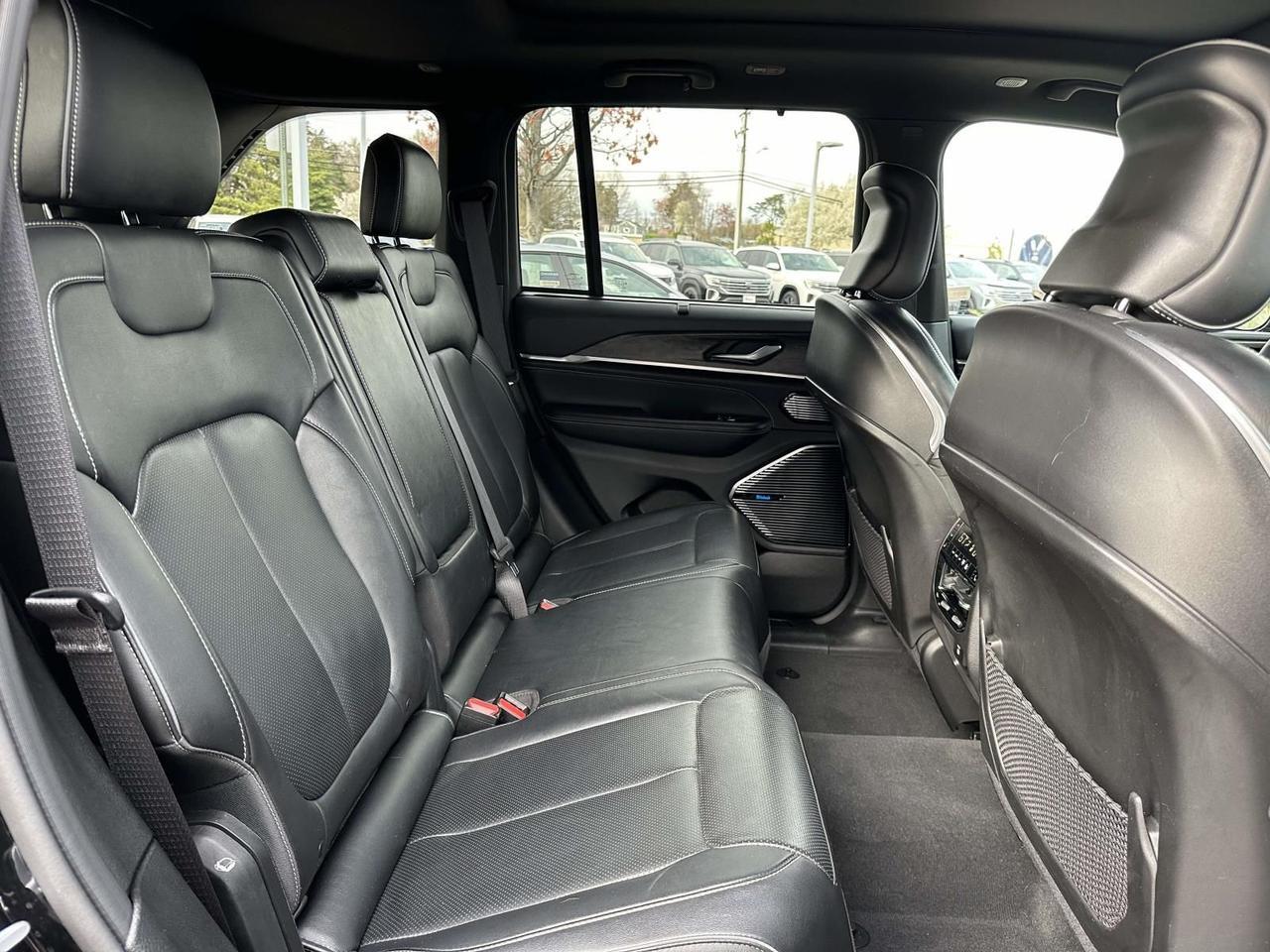 2022 Jeep Grand Cherokee Overland Woodbridge VA
