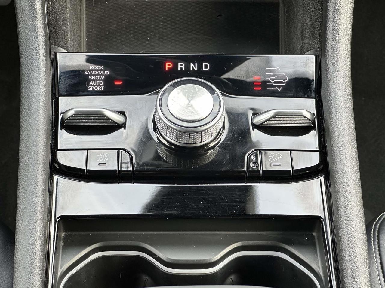 2022 Jeep Grand Cherokee Overland Woodbridge VA