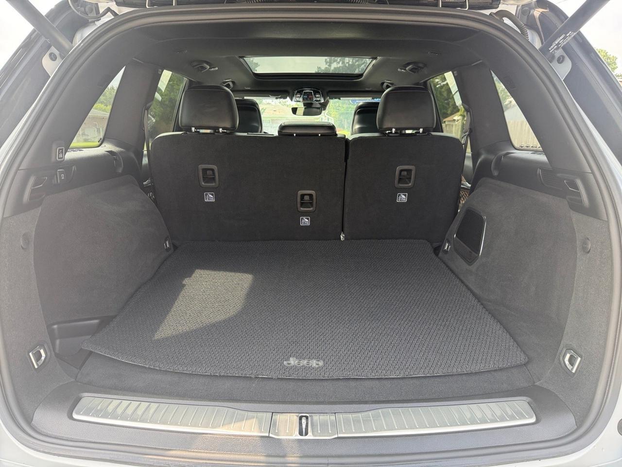 2022 Jeep Grand Cherokee Summit, HEATED/VENTILATED SEATS, HEATED REAR SEATS, MCINTOSH SPEAKERS, UNIVERSAL GARAGE DOOR OPENER, APPLE CARPLAY/ANDROID AUTO, BACKUP CAMERA, POWER FOLDING MIRRORS, POWER LIFTGATE, MOONROOF, NAVIGATION, CLEAN CARFAX, ONLY 1 OWNER! Norfolk VA 2022 Jeep Grand Cherokee Summit, HEATED/VENTILATED SEATS, HEATED REAR SEATS, MCINTOSH SPEAKERS, UNIVERSAL GARAGE DOOR OPENER, APPLE CARPLAY/ANDROID AUTO, BACKUP CAMERA, POWER FOLDING MIRRORS, POWER LIFTGATE, MOONROOF, NAVIGATION, CLEAN CARFAX, ONLY 1 OWNER! Norfolk VA
