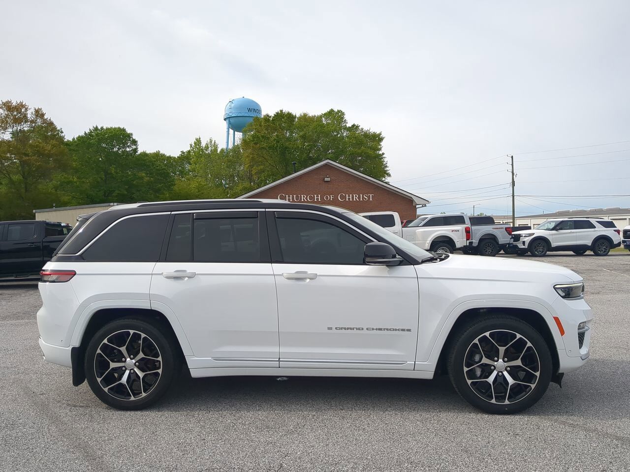 2022 Jeep Grand Cherokee Summit Reserve Appleton WI