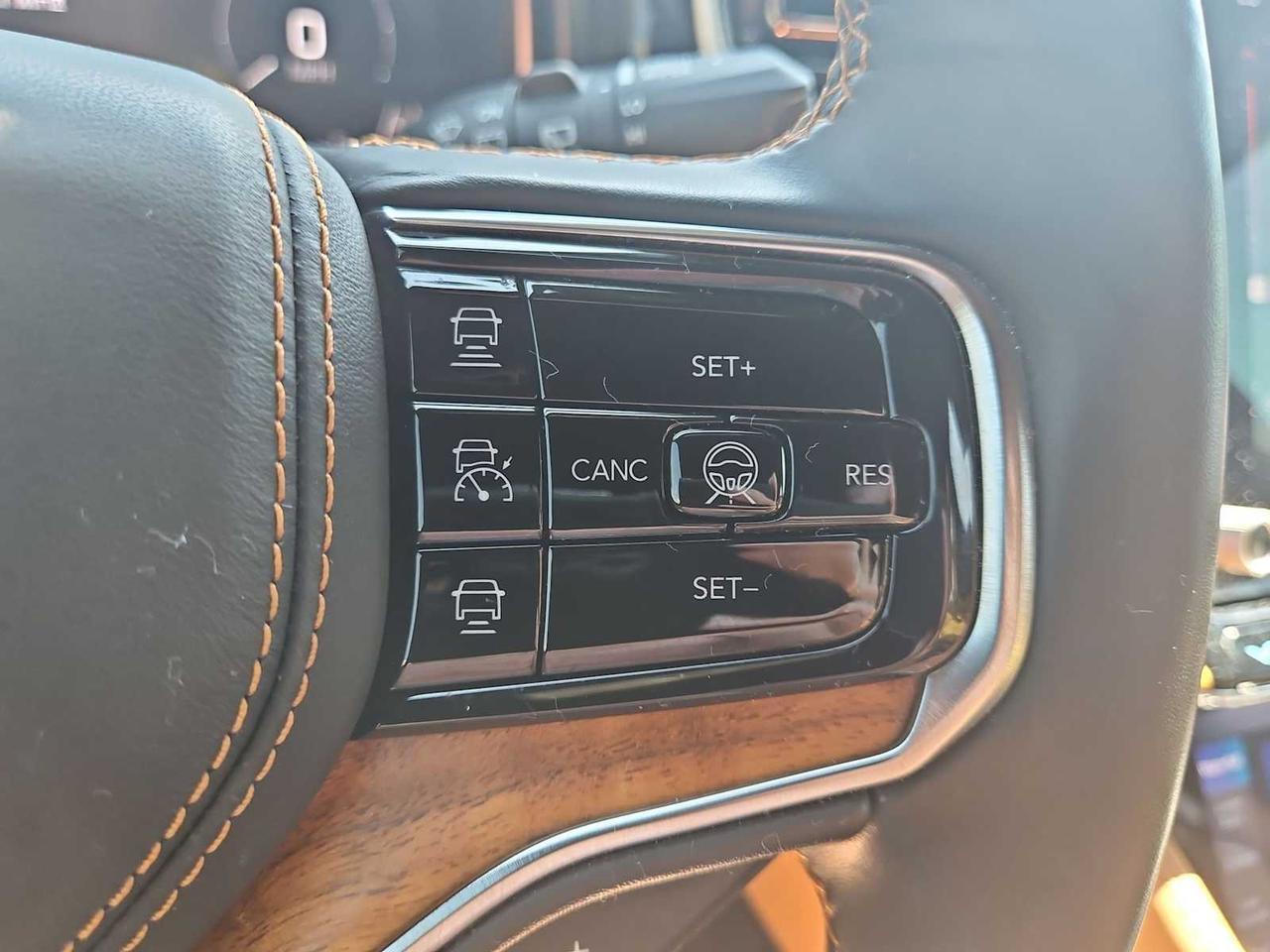 2022 Jeep Grand Wagoneer Series III Irving TX
