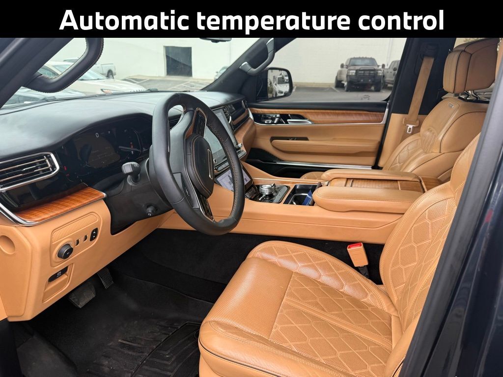 2022 Jeep Grand Wagoneer Series III