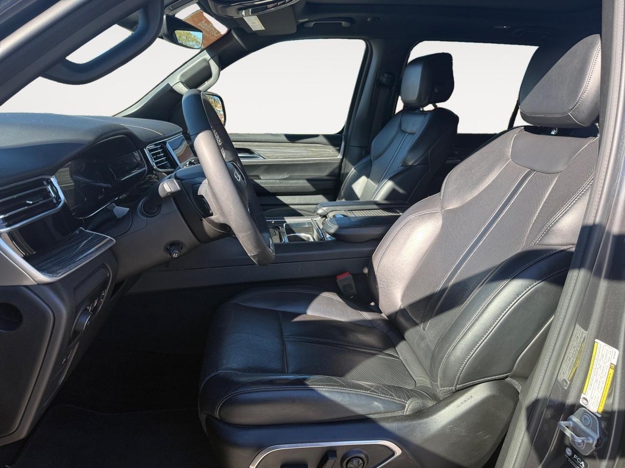 2022 Jeep Wagoneer Series II, HEATED AND VENTILATED SEATS, HEATED STEERING WHEEL, MOONROOF, APPLE CARPLAY/ANDROID AUTO, ALPINE SPEAKERS, BACKUP CAMERA, WIFI, NAVIGATION, WIRELESS CHARGING PAD, HEATED EXTERIOR MIRRORS, THIS IS A GREAT VEHICLE FOR A GREAT PRICE! Norfolk VA 2022 Jeep Wagoneer Series II, HEATED AND VENTILATED SEATS, HEATED STEERING WHEEL, MOONROOF, APPLE CARPLAY/ANDROID AUTO, ALPINE SPEAKERS, BACKUP CAMERA, WIFI, NAVIGATION, WIRELESS CHARGING PAD, HEATED EXTERIOR MIRRORS, THIS IS A GREAT VEHICLE FOR A GREAT PRICE! Norfolk VA