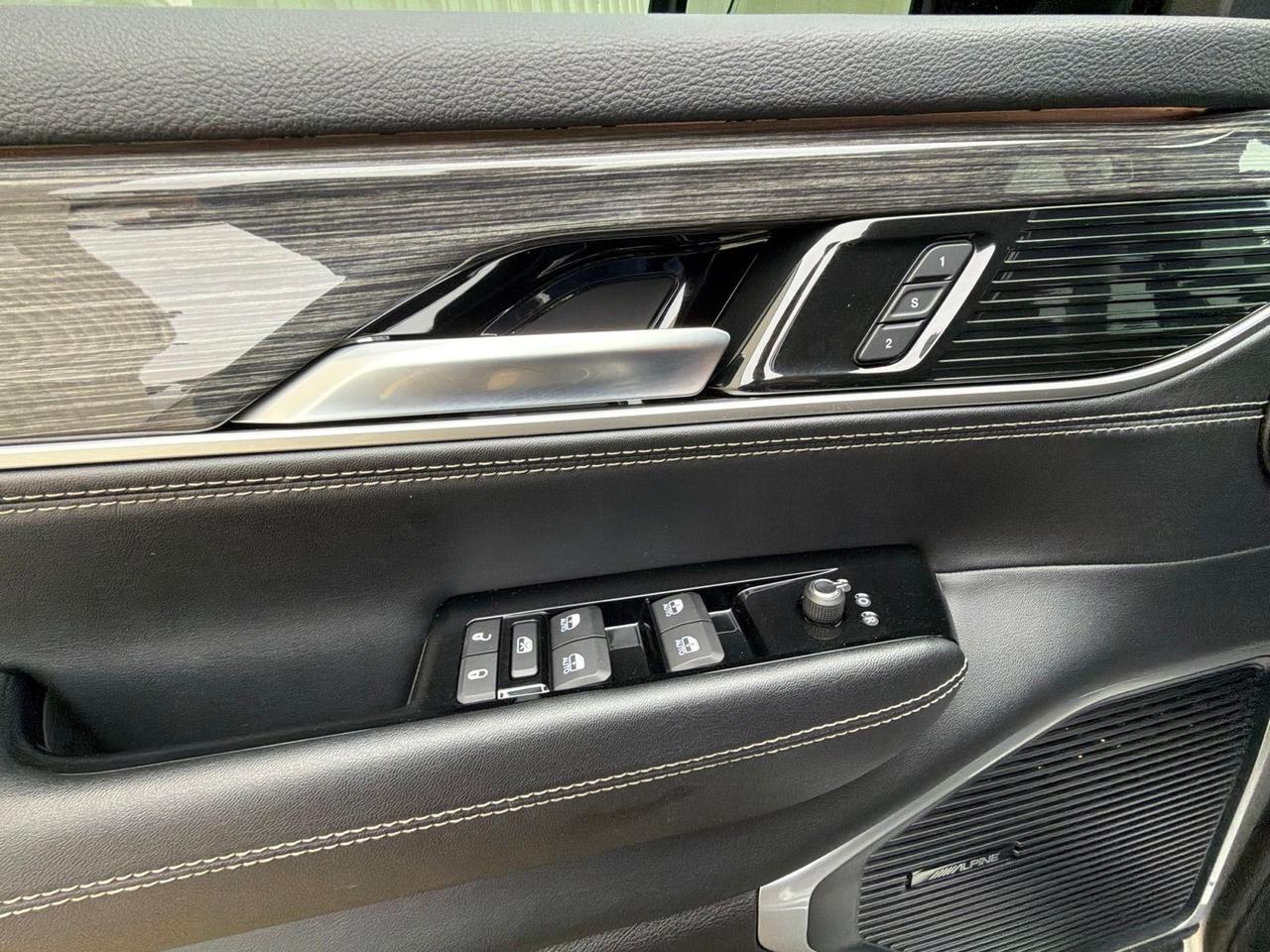 2022 Jeep Wagoneer Series III Watertown SD 2022 Jeep Wagoneer Series III Watertown SD