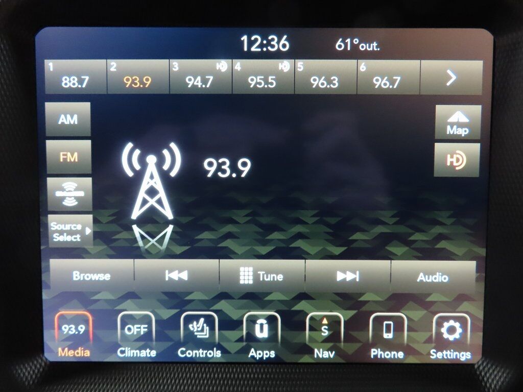 2022 Jeep Wrangler 4x4 Unlimited Sahara Fond du Lac WI 2022 Jeep Wrangler 4x4 Unlimited Sahara Fond du Lac WI