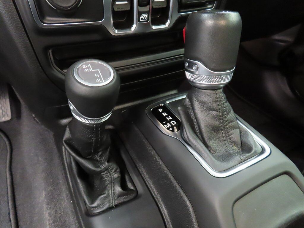 2022 Jeep Wrangler 4x4 Unlimited Sahara Fond du Lac WI 2022 Jeep Wrangler 4x4 Unlimited Sahara Fond du Lac WI