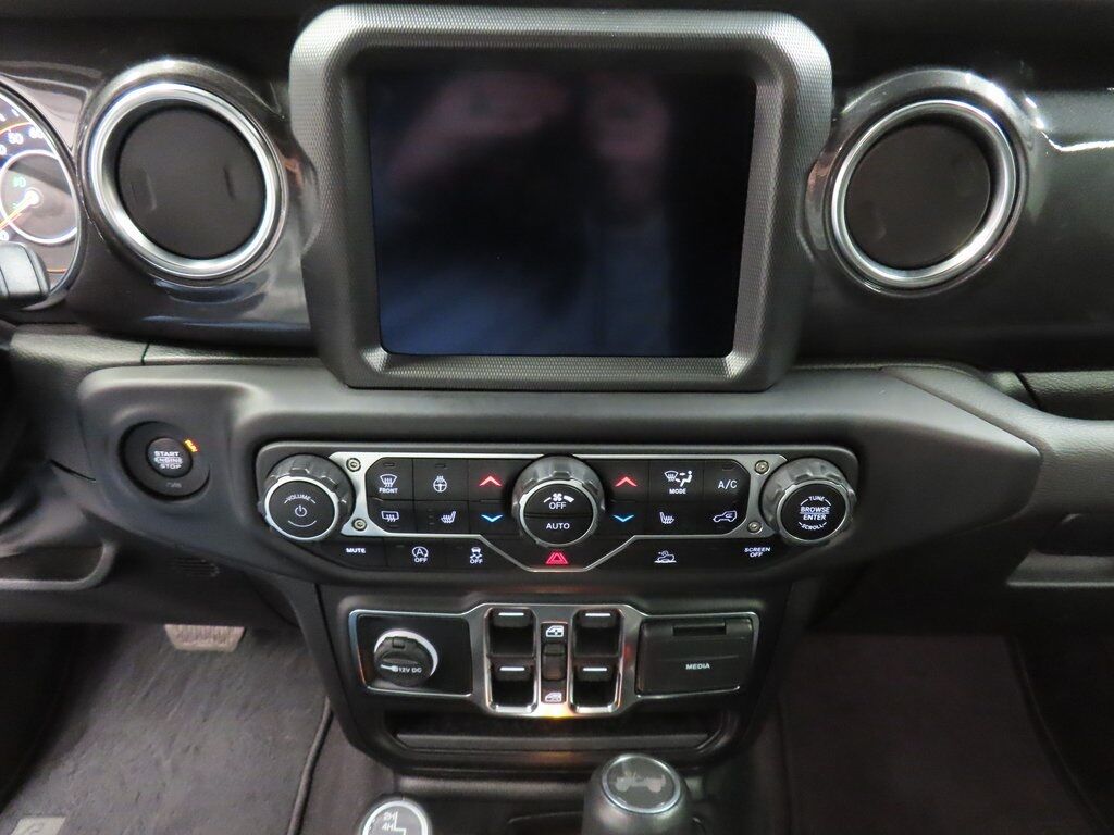 2022 Jeep Wrangler 4x4 Unlimited Sahara Fond du Lac WI 2022 Jeep Wrangler 4x4 Unlimited Sahara Fond du Lac WI