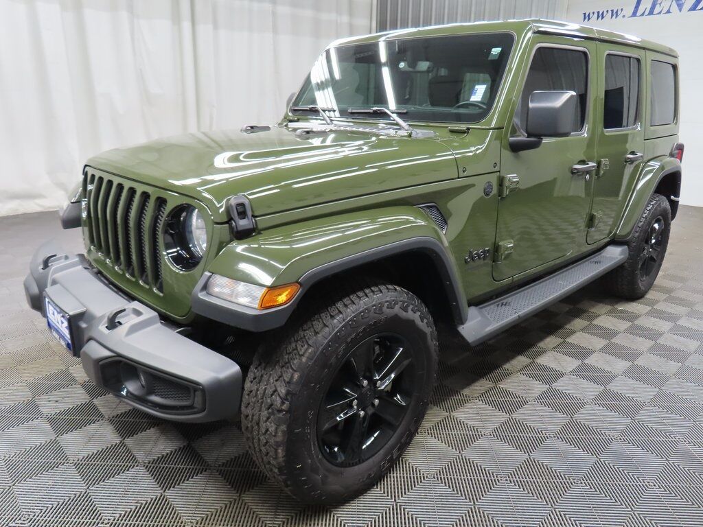 2022 Jeep Wrangler 4x4 Unlimited Sahara Fond du Lac WI 2022 Jeep Wrangler 4x4 Unlimited Sahara Fond du Lac WI