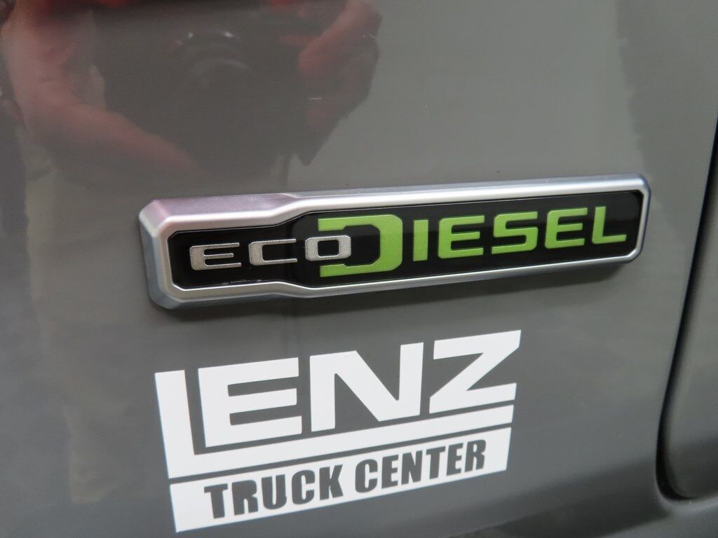 2022 Jeep Wrangler 4x4 Unlimited Sahara Fond du Lac WI 2022 Jeep Wrangler 4x4 Unlimited Sahara Fond du Lac WI