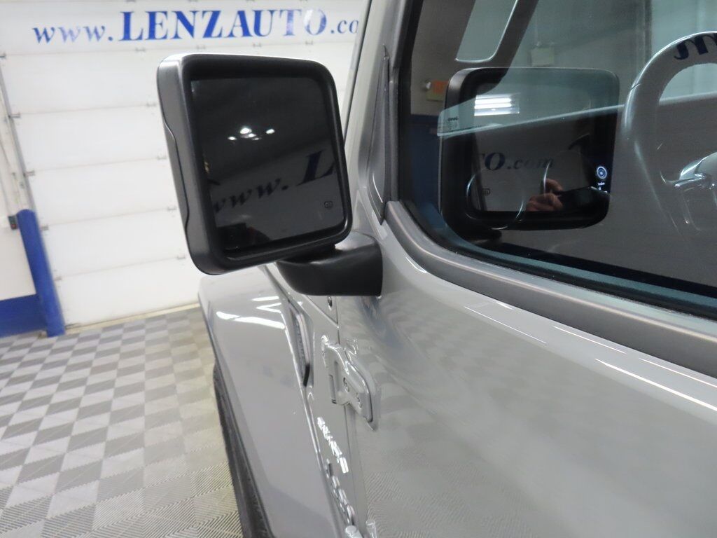 2022 Jeep Wrangler 4x4 Unlimited Sahara Fond du Lac WI 2022 Jeep Wrangler 4x4 Unlimited Sahara Fond du Lac WI