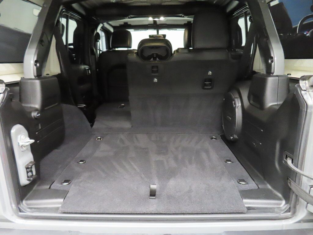 2022 Jeep Wrangler 4x4 Unlimited Sahara Fond du Lac WI 2022 Jeep Wrangler 4x4 Unlimited Sahara Fond du Lac WI