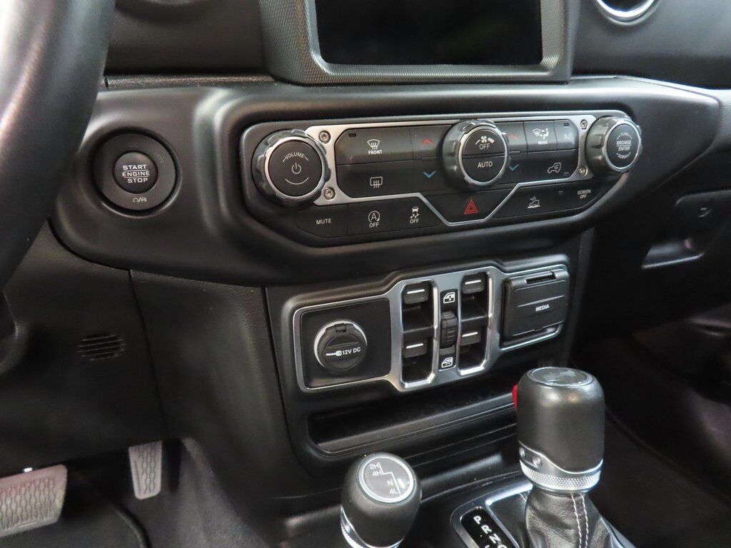 2022 Jeep Wrangler 4x4 Unlimited Sahara Fond du Lac WI 2022 Jeep Wrangler 4x4 Unlimited Sahara Fond du Lac WI