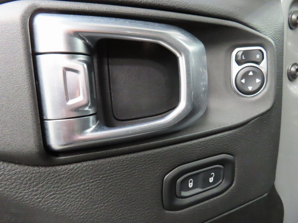 2022 Jeep Wrangler 4x4 Unlimited Sahara Fond du Lac WI 2022 Jeep Wrangler 4x4 Unlimited Sahara Fond du Lac WI