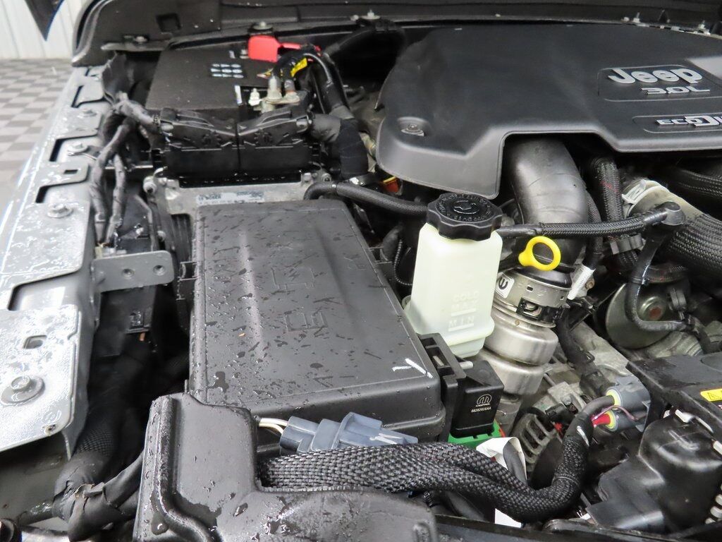 2022 Jeep Wrangler 4x4 Unlimited Sahara Fond du Lac WI 2022 Jeep Wrangler 4x4 Unlimited Sahara Fond du Lac WI