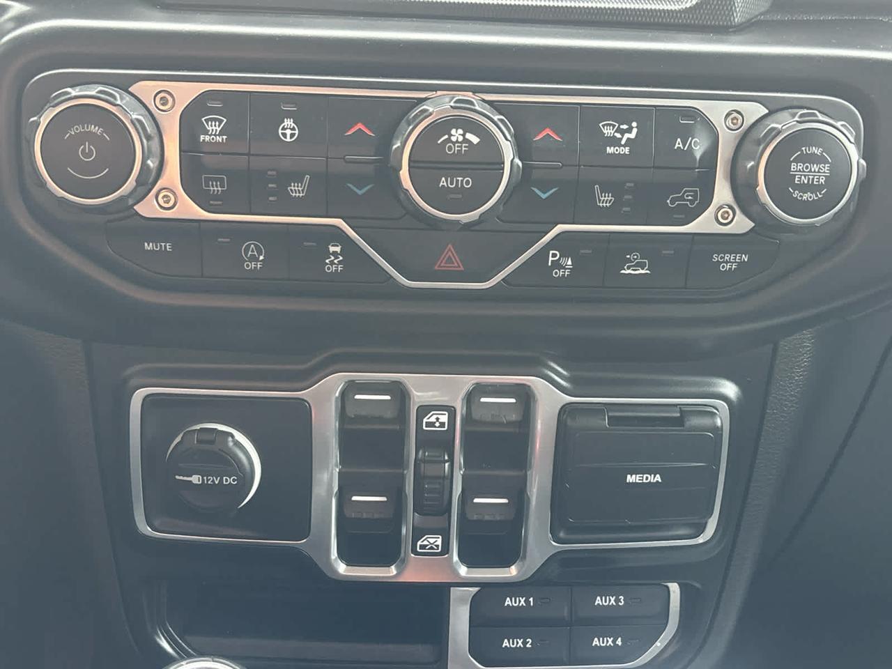 2022 Jeep Wrangler Unlimited Sahara Irving TX