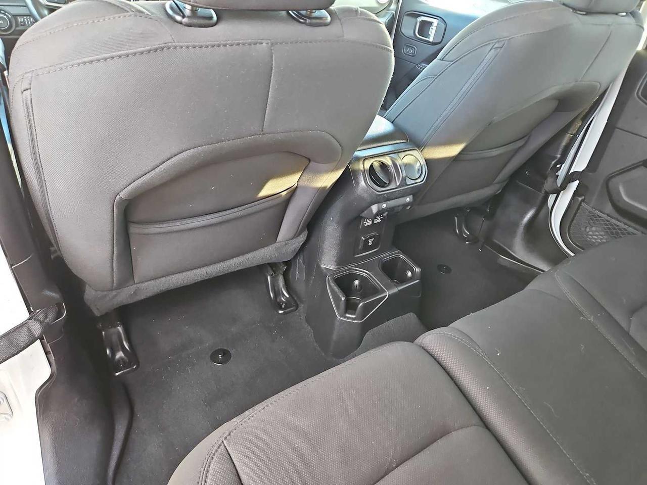 2022 Jeep Wrangler Unlimited Sahara Irving TX