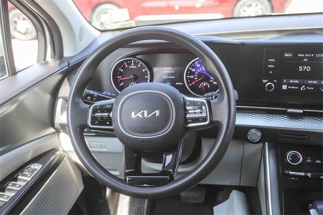 2022 Kia Carnival LX Glendale CA 2022 Kia Carnival LX Glendale CA