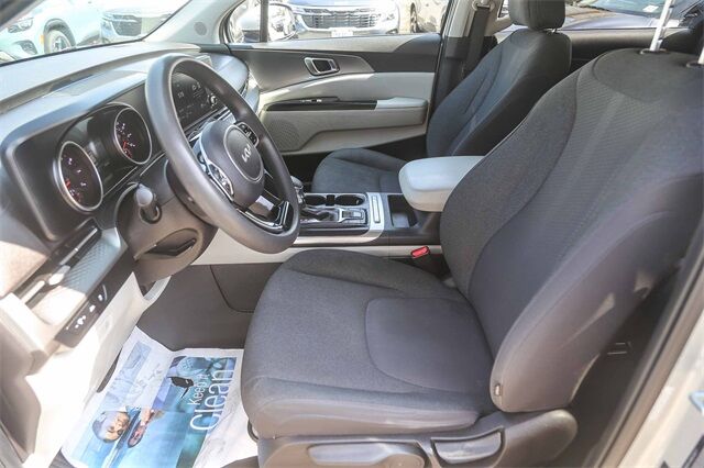 2022 Kia Carnival LX Glendale CA 2022 Kia Carnival LX Glendale CA