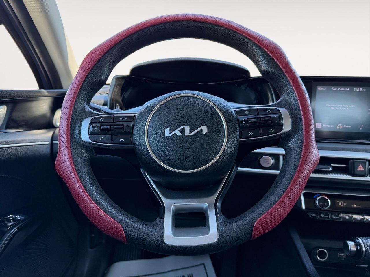 2022 Kia K5 LXS, BLUETOOTH, BACKUP CAMERA, POWER MIRRORS, BLIND SPOT ALERT, KEYLESS START, USB, AUX, CLEAN CARFAX, MAKE THIS KIA K5 YOURS TODAY! Norfolk VA 2022 Kia K5 LXS, BLUETOOTH, BACKUP CAMERA, POWER MIRRORS, BLIND SPOT ALERT, KEYLESS START, USB, AUX, CLEAN CARFAX, MAKE THIS KIA K5 YOURS TODAY! Norfolk VA