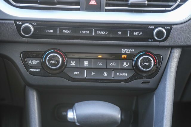 2022 Kia Niro LX Glendale CA 2022 Kia Niro LX Glendale CA