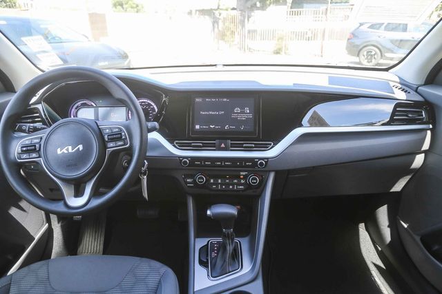 2022 Kia Niro LX Glendale CA 2022 Kia Niro LX Glendale CA