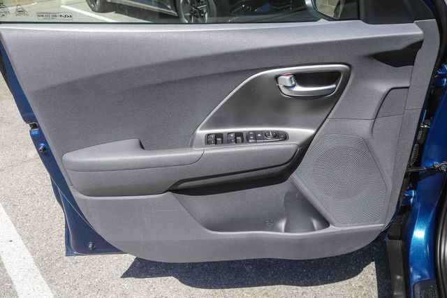 2022 Kia Niro LX Glendale CA 2022 Kia Niro LX Glendale CA