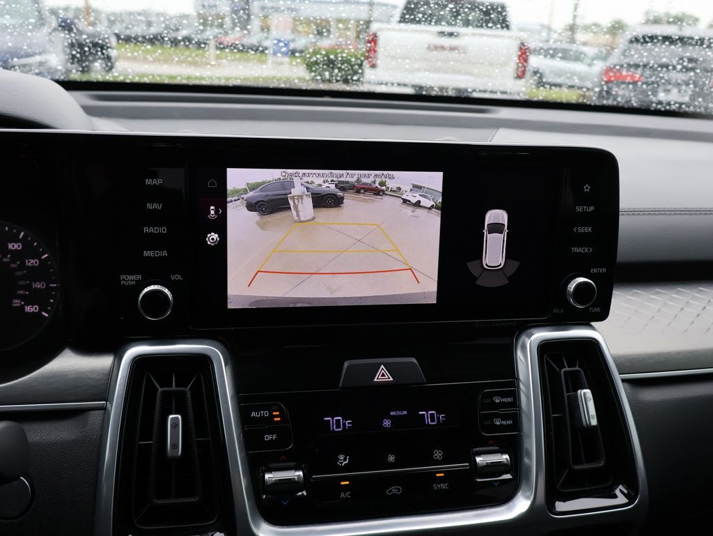 2022 Kia Sorento SX