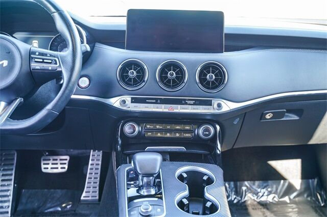 2022 Kia Stinger GT2 Moreno Valley CA 2022 Kia Stinger GT2 Moreno Valley CA