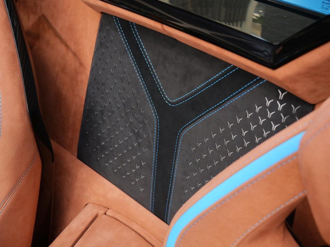 2022 Lamborghini Aventador Roadster LP 780-4 Ultimae LP 780-4 Ultimae Lawrence KS