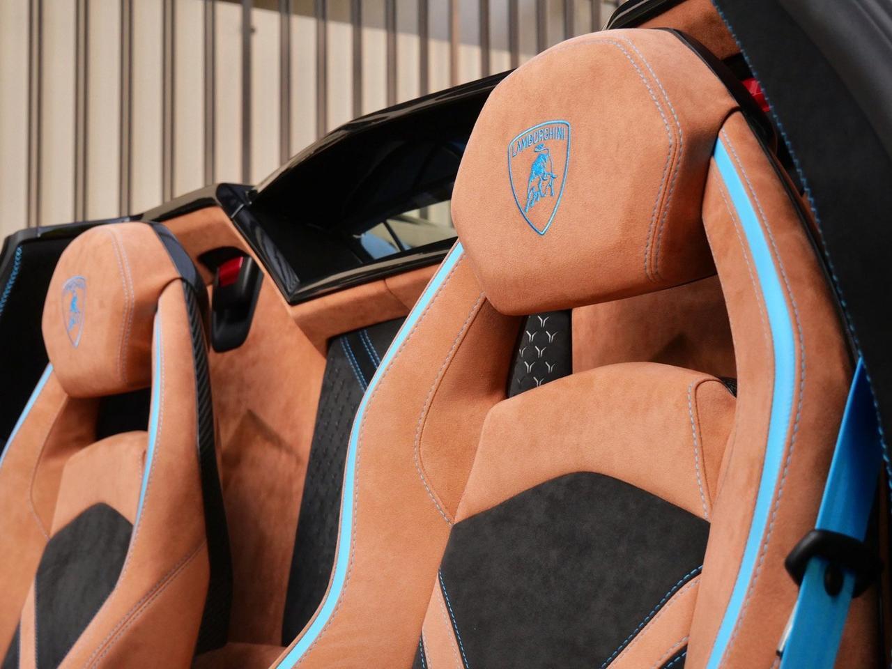 2022 Lamborghini Aventador Roadster LP 780-4 Ultimae LP 780-4 Ultimae Lawrence KS