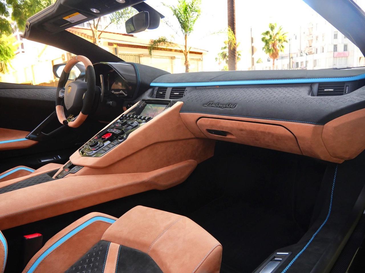 2022 Lamborghini Aventador Roadster LP 780-4 Ultimae LP 780-4 Ultimae Lawrence KS